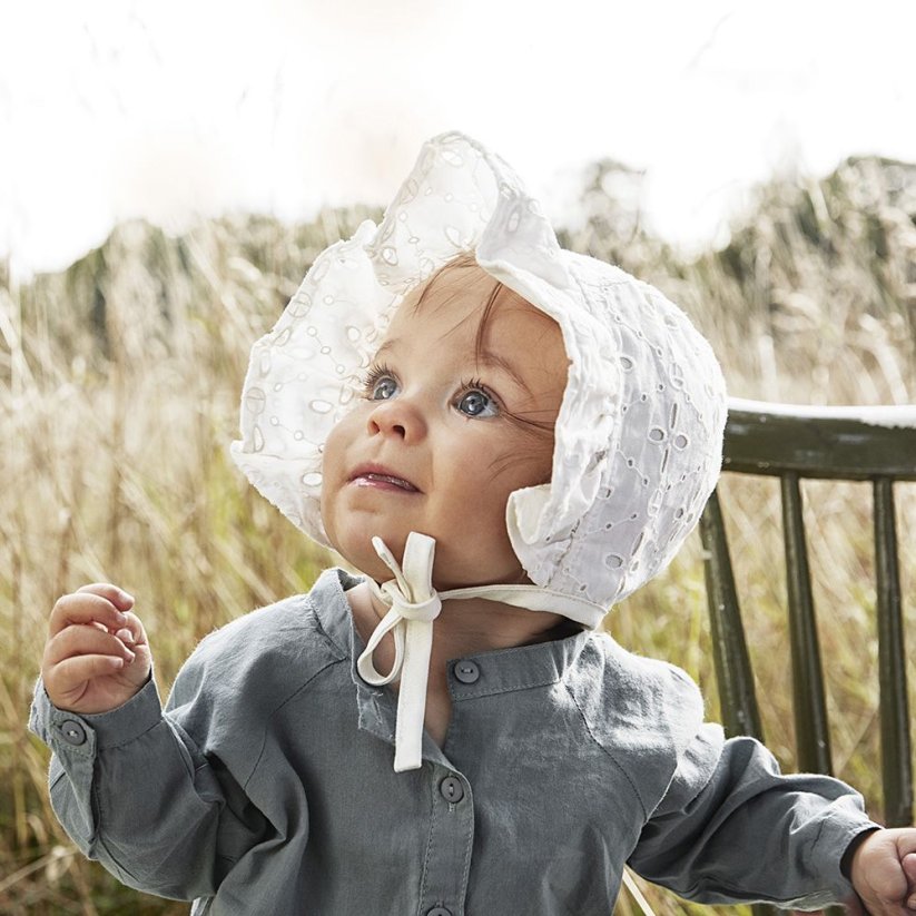 Čepeček pro miminka Elodie Details - Embroidery Anglaise - Věk: 6 - 12 měsíců