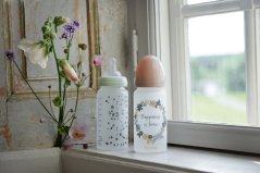 Sklenená dojčenská fľaša Elodie Details - Dalmatian Dots