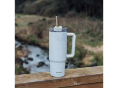 Quokka Nerezový termohrnček so slamkou Vibe Marble 880 ml