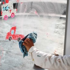 Kitpas voskové pastelky na sklo a papier (12 ks)