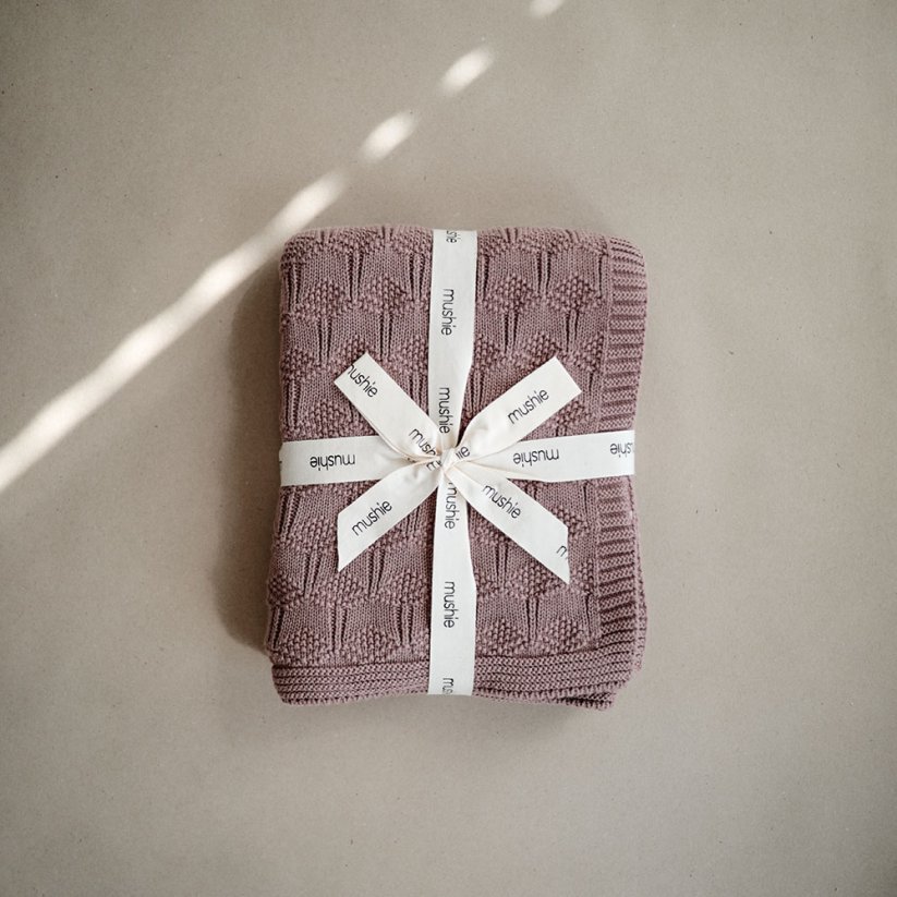 Mushie pletená detská deka z organickej bavlny (vzorkovaná Desert Rose)