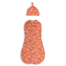 Zavinovačka Sleepee First Step Swaddle s čiapočkou zadarmo Vintage Animals Amaranth