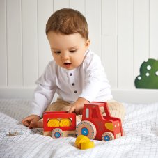 Janod Farm Drevená hračka na ťahanie Traktor farma