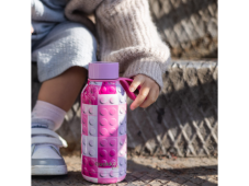 Quokka Solid Kids nerezová termo láhev s poutkem Pink Bricks 330 ml